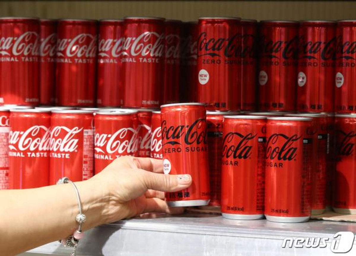 LG생활건강, 9월부터 코카콜라 가격 5% 인상