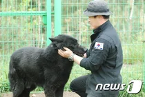 은퇴 군견·경찰견·마약탐지견, 사료·진료·장례비 등 최대 50% 지원