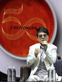 74세 '가왕' 조용필, 정규 20집 낸다...다음달 22일 공개