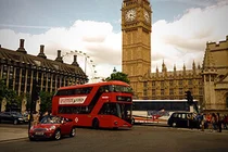 세계 최초의 수소 구동 이층 버스