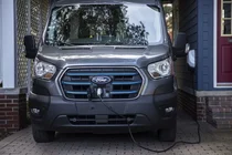 미국 정부 관용차 전부 미국산 전기차로 교체