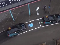 스웨덴 예테보리, 전기택시 무선충전 서비스…주차하면 배터리 충전