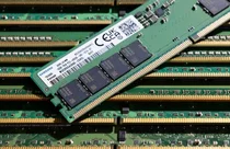 삼성전자 감산에 마이크론 주가 8% 급등...