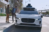 자율주행 '로보택시' 확산세 속 숙제도 '쌓여'