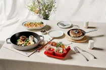 스타우브, 퓨전레스토랑 자주 테이블과 기간 한정 특별 메뉴 출시