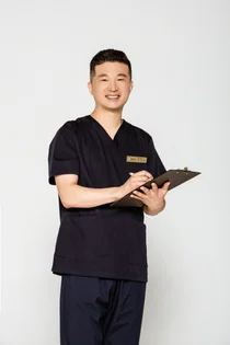 회복 빠른 렌즈삽입술, 초고도근시나 고도난시 환자 적용 가능한 이유는