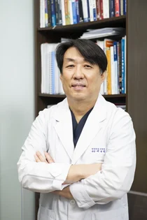 '하이힐병' 무지외반증 수술과 비수술 치료의 적용은