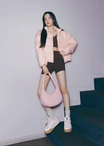 [포토] 문가영, 두꺼운 패딩도 숨길 수 없는 우아美