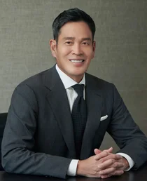 채찍 든 정용진 