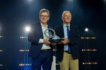 볼보 FH 일렉트릭 '2024년 올해의 트럭' 선정