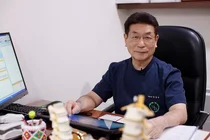 저릿한 다리통증, 척추관협착증이 원인?