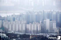 서울아파트 매물 1년새 2.4만개 늘었다…부동산대책 회의론 확산