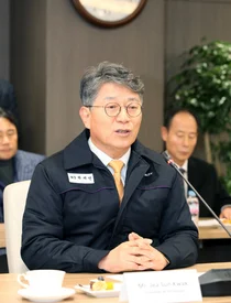 곽재선 KG 회장의 녹슬지 않는 센스?..그룹 중간 지주사 ETS 주식 샀다