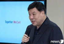 서정진 셀트리온 회장 혼외자 생모, 공갈 혐의 검찰 송치..143억원 갈취