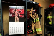 몸짱 소방관 달력으로 모은 9천만원, 전액 화상환자 치료비 지원