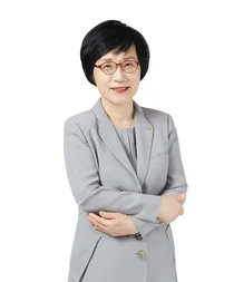 KB금융지주, 설립 후 첫 여성 이사회 의장 탄생