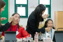 아모레퍼시픽공감재단, 서울애화학교서 '청년 마음 테라피' 진행