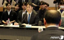 배터리아저씨, 이복현 금감원장 앞에서 고성..왜?