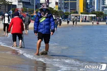 토요일 낮 21도 '푸근'…미세먼지 '기승'