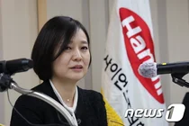 국민연금, 송영숙회장측 이사선임안 '찬성'…OCI통합 '진일보'