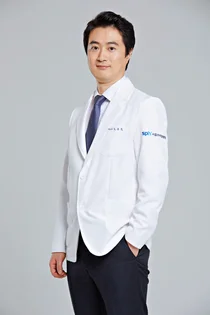 팔꿈치 통증 유발하는 '테니스엘보' 초기 치료 중요