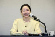 민희진, 1차 기자회견 때완 180도 달랐다…단정한 차림 속 방시혁 저격도 없어