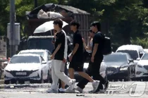 '낮 최고 35도' 벌써부터 후끈후끈
