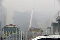 화성 리튬전지공장 화재, 7명 사상·21명 실종..관련 상장사 주가 폭락