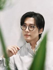 마노모스X남궁민, ‘로맨틱 모먼츠’ 안경 화보 추가 공개