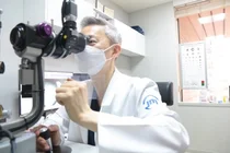 대표적인 안질환 백내장, 인공수정체로 해결할 수 있어