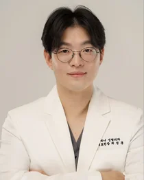 정교하고 세심한 계획 필요한 눈재수술, 다양한 면에서 살펴봐야