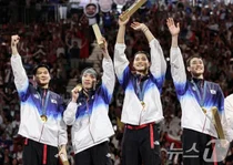 男 펜싱 사브르, 단체 3연패 대업…대회 6번째 金