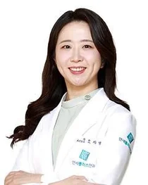 속눈썹이 눈을 찌르는 안검내반...원인은?