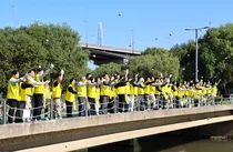 오뚜기, 탄천 일대 ‘미생물 흙공 던지기’ 환경 정화