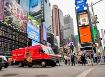 뉴욕 한복판에서 K푸드 ‘한강 신라면’ 체험