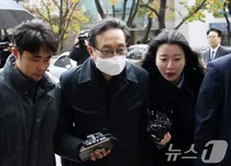 법원, 손태승 전 우리금융 회장 구속영장 기각..