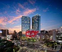 '이름만 롯데' 롯데관광개발, 8400억 리파이낸싱 성공..이자부담 줄어