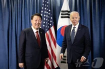 미국에 알리지도 않은 계엄령 선포..