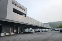 교촌, 치킨 업계 최초 ‘주 6일 배송’ 전국 유통망 구축