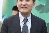 演员安圣基，医院急救室转送..情况危急