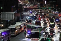 尹 체포영장 집행 임박..공수처, 한남동 관저 앞 도착