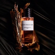 ‘라 콜렉시옹 프리베 크리스챤 디올' 새 향수 한국 출시