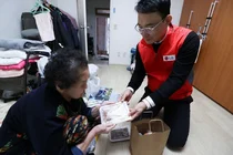 LGU+, 설맞이 독거 어르신에 반찬나눔 봉사