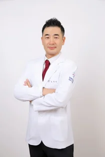 O자형 다리 만드는 내반변형, 무릎 퇴행성 관절염이 원인?