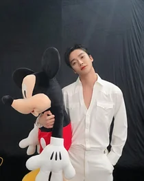 로운, 디즈니+ 사극 ‘탁류’ 하반기 공개 예정