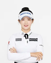 박현경, 팬들의 지지 속 'KLPGA 인기투표' 정상 차지