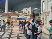 콜팝 전용 ‘bhc pop 산호세점’ 오픈...방문객 북적