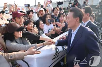 '대선에 도움 안된다'..국힘 일각서 윤석열 탈당 요구