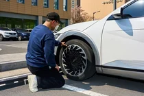 3년간 58만 뛴 아이오닉5, 드디어 현대차가 수거해갔다