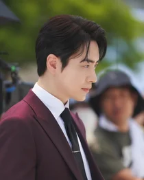 이준혁, 남자 배우 부문 팬투표 1위…청순 아련한 매력에 팬심 폭발